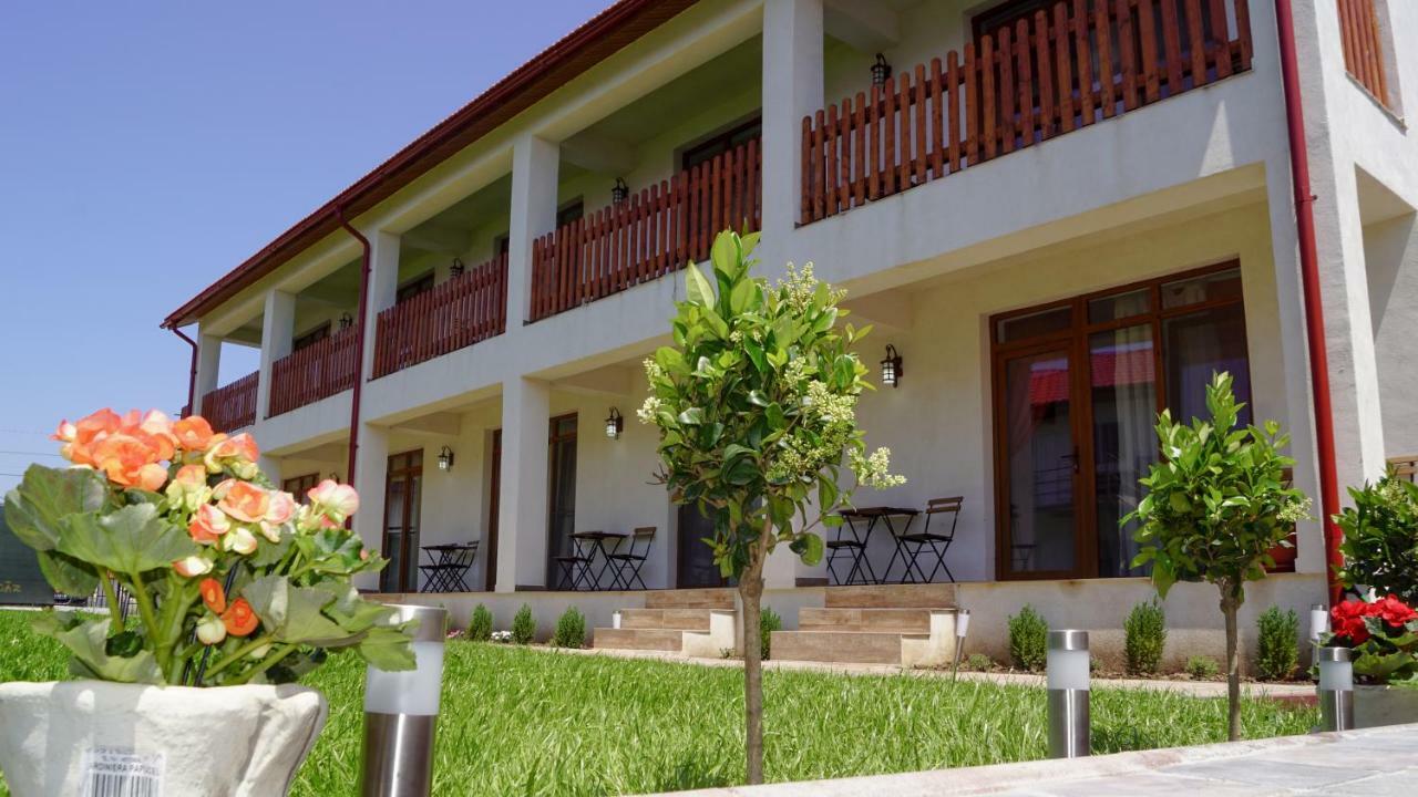 Casa Baran Vama Veche Hotel ภายนอก รูปภาพ